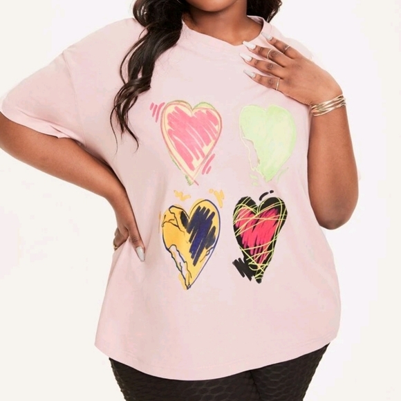 HEART PRINT TSHIRT - Picture 1 of 3
